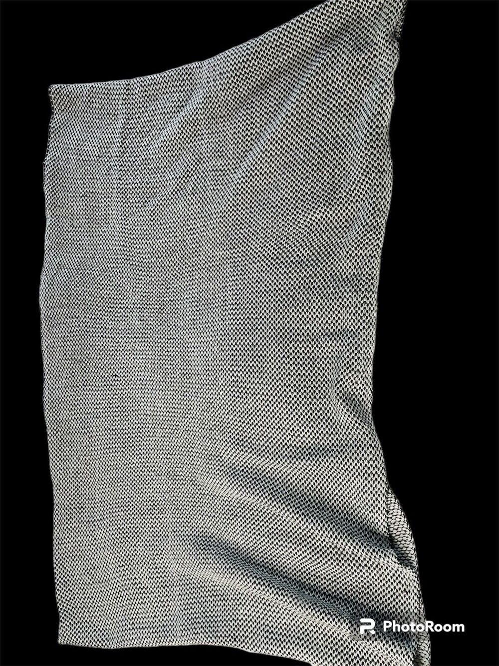 H&M Unisex Black & White Ribbed Cowl Neck Infinity Scarf Soft Onesize
